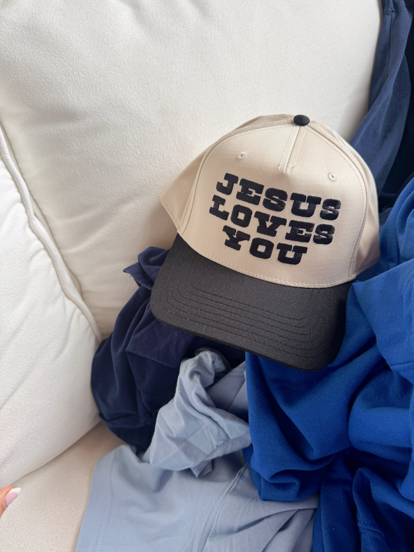 JLY Vintage Rodeo Trucker Hat - Black