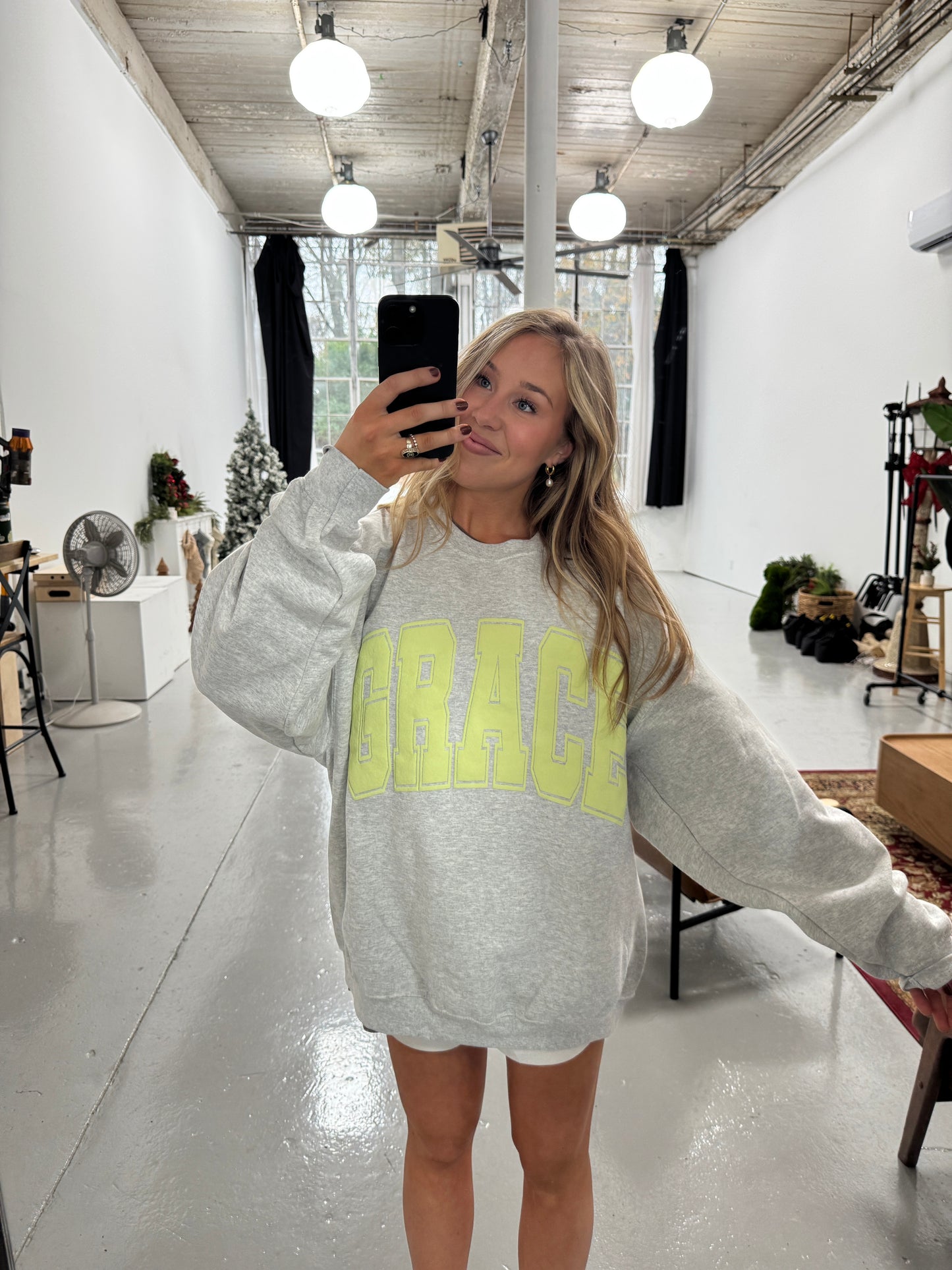 GRACE Oversized Print Pullover - Lemon Lime