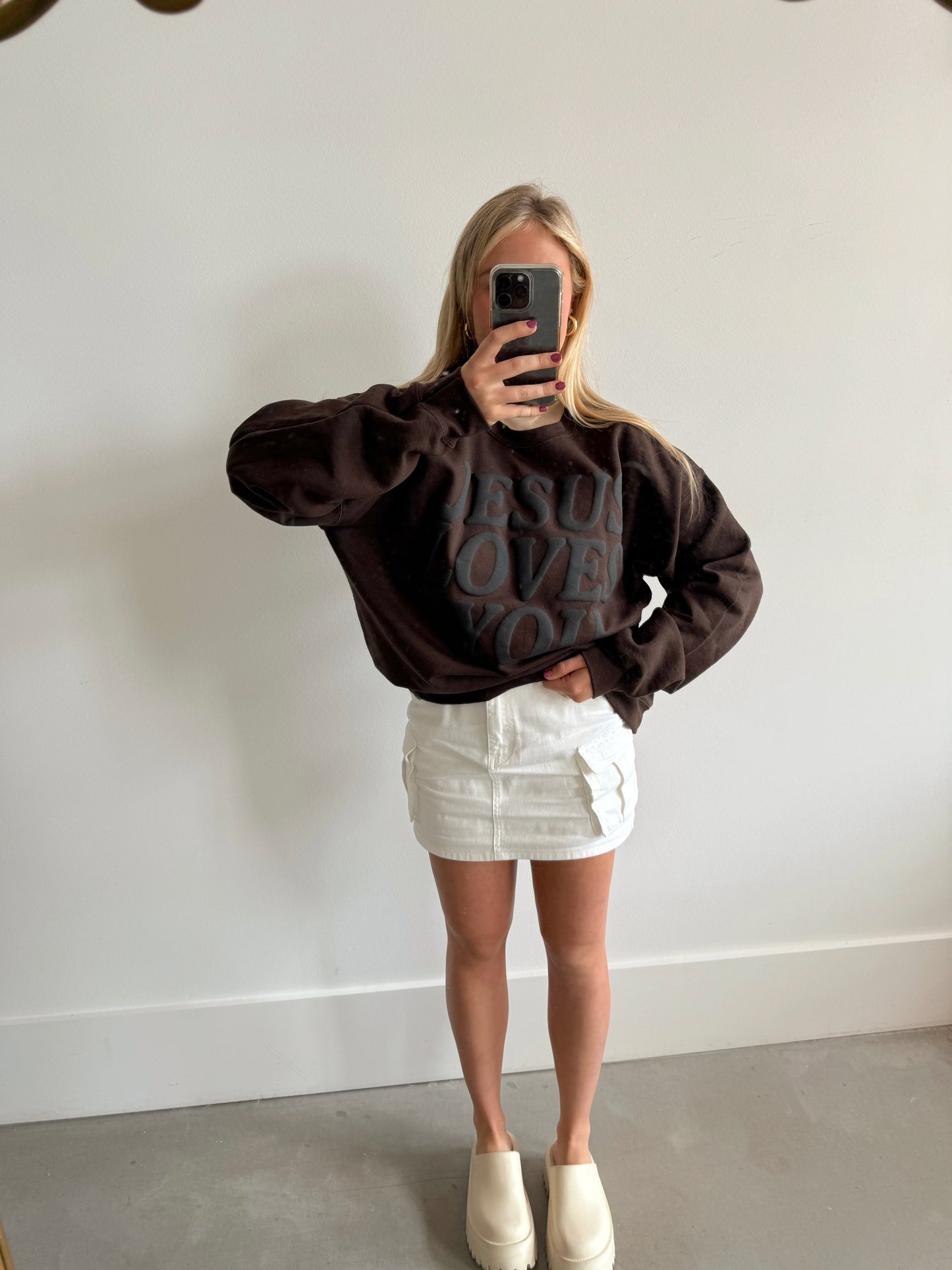 Chocolate JLY Pullover