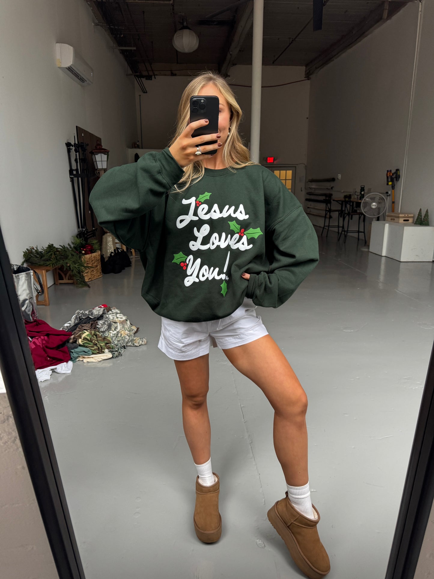 Christmas Holly Multicolor JLY Pullover