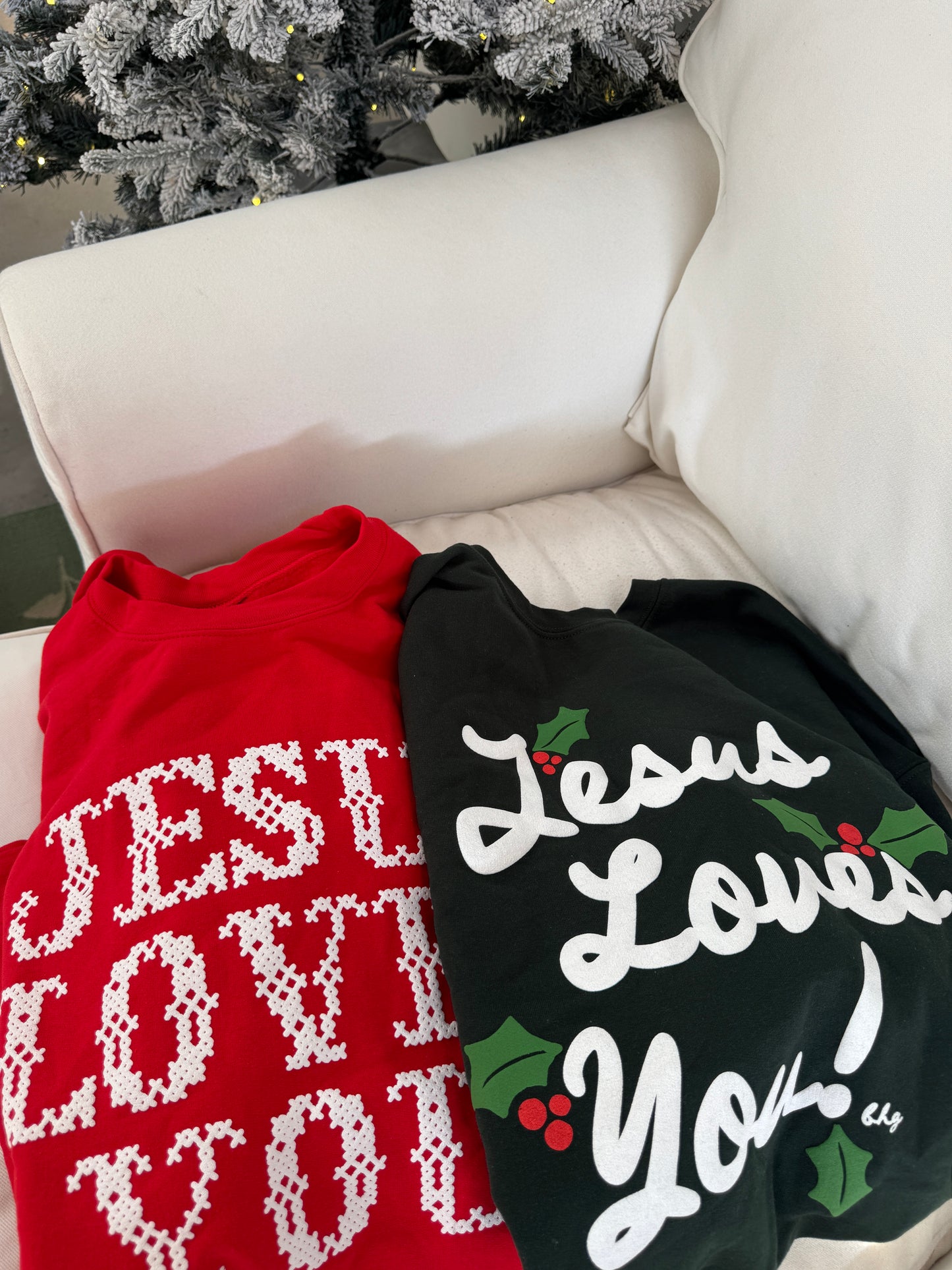 Christmas Holly Multicolor JLY Pullover